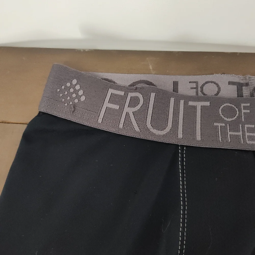 Fruit of the Loom Breathable NWOT 2 Pack Men's Black and Gray Boxer Briefs Sz Sm